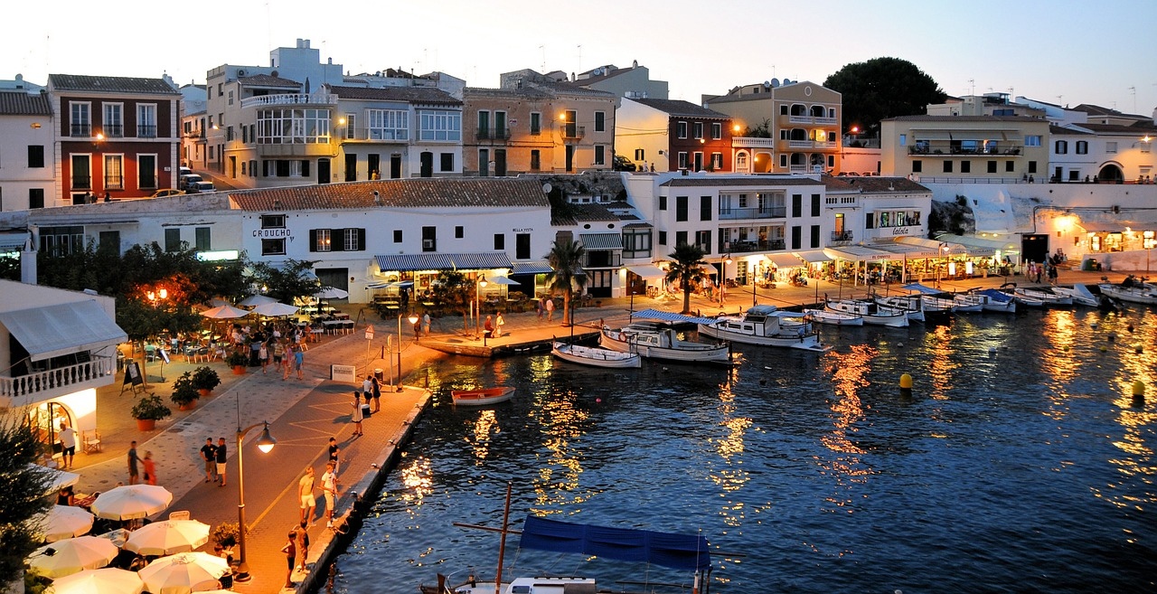 https://ofertas.avorostravel.com/viajes/assets/upload/p223.jpg